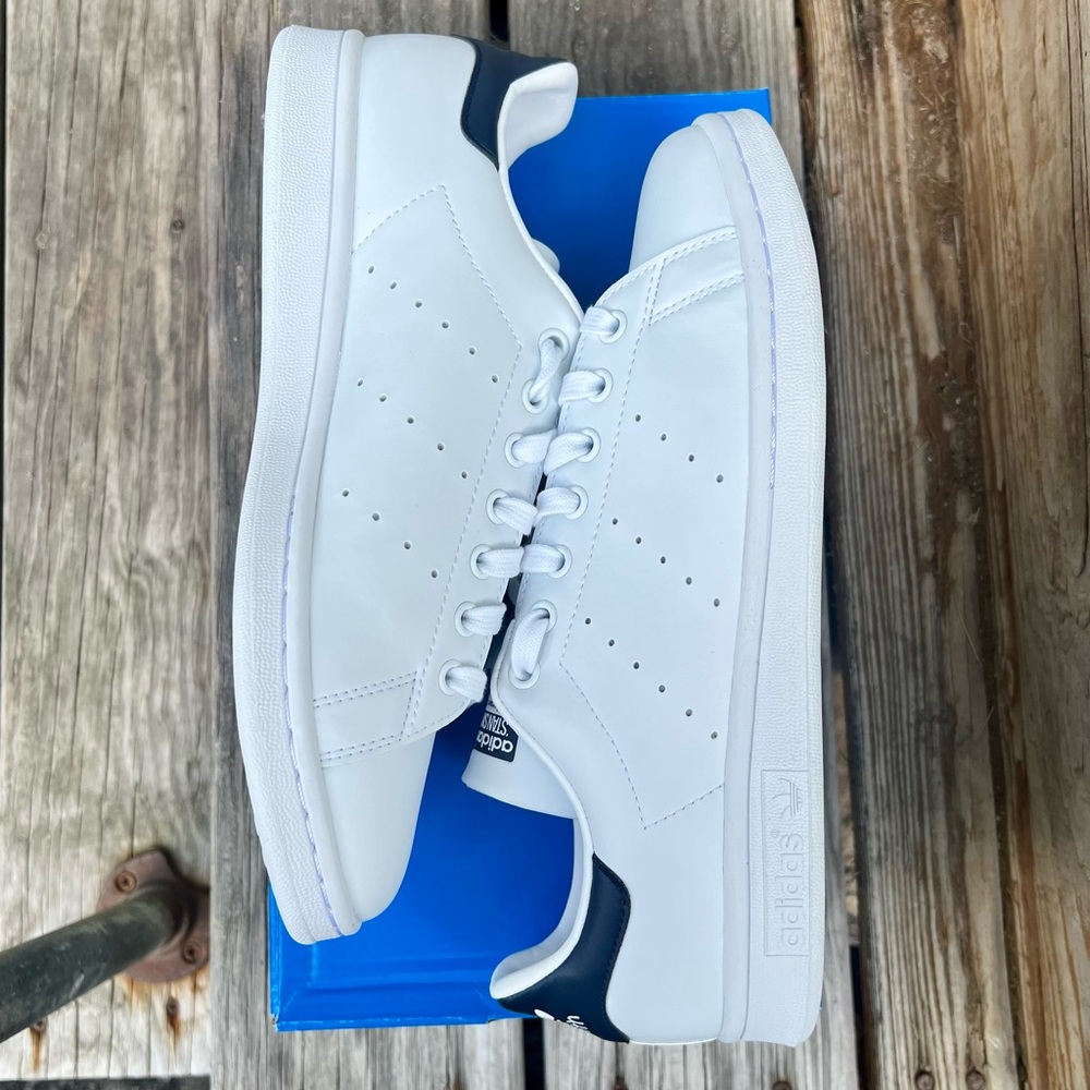 Adidas Stan Smith Sneakers - White/Navy - Men’s Size 9 - Picture 9 of 12